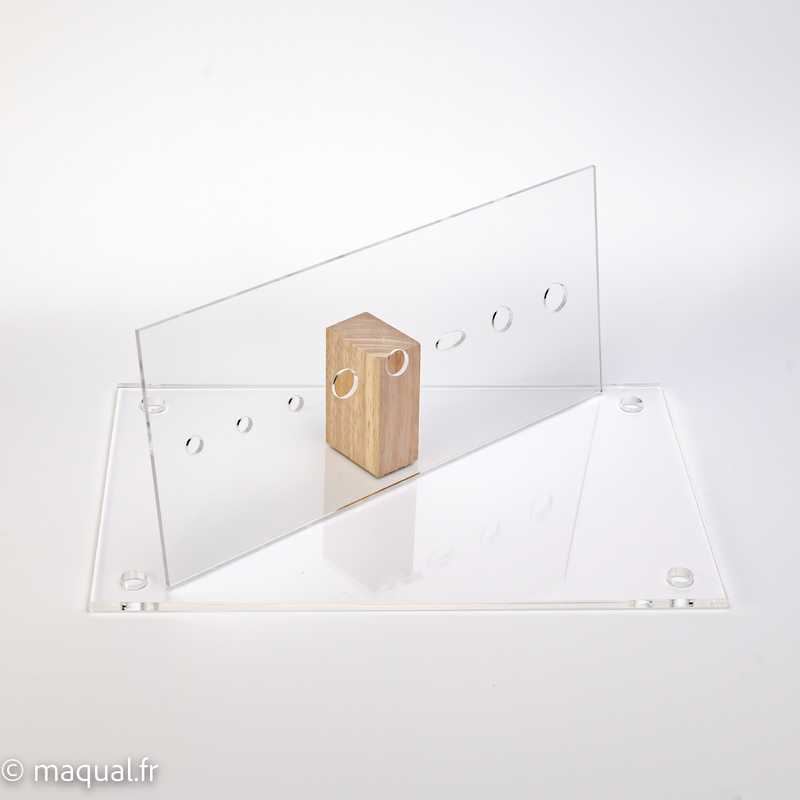 Clair moulé Acrylique (Plexiglas). Transparent plaque plastique sur mesure